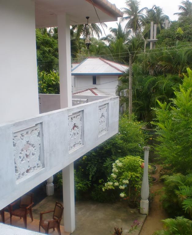 White Villa Bentota Exterior photo